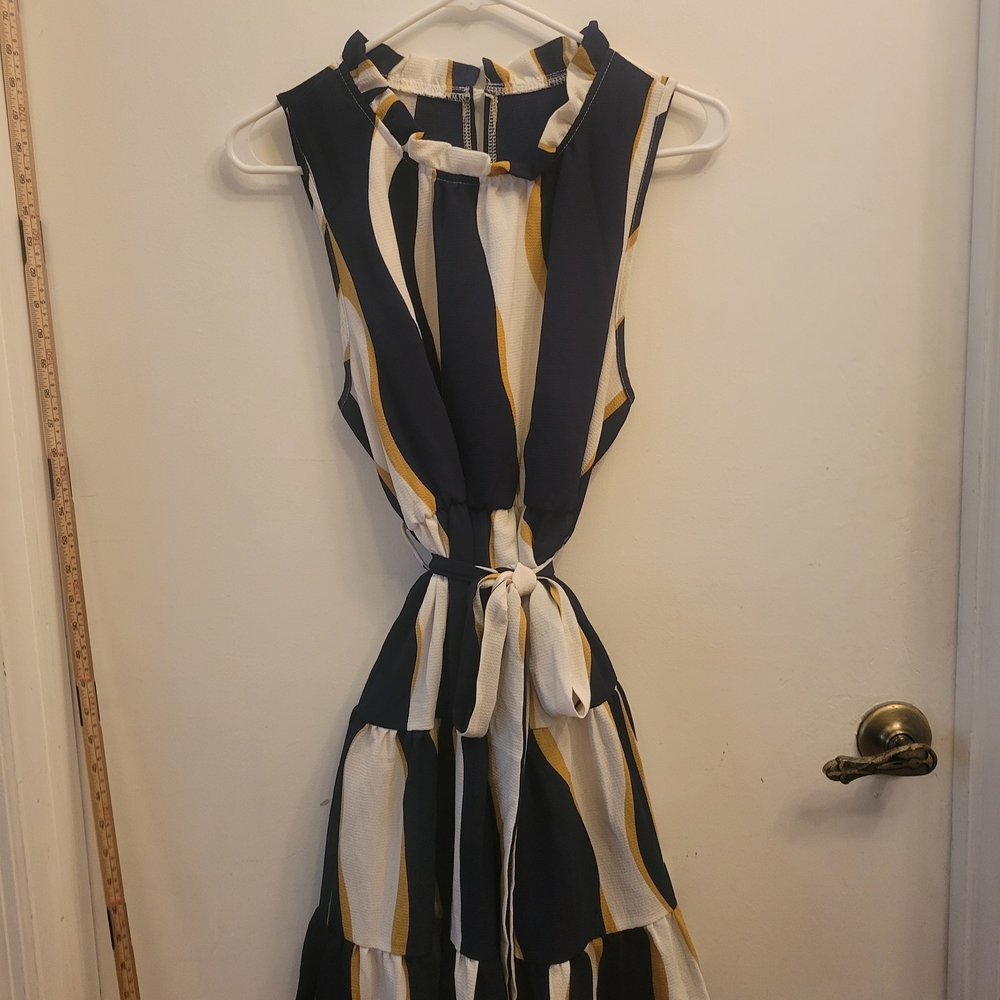 Source Unknown Blue and White Pleated Halter Midi Dress